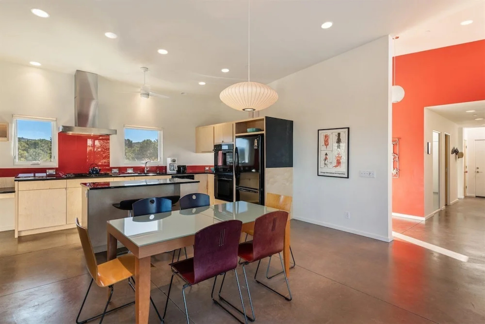 Butterfly House - Spectacular Modern Design and Mountain Views