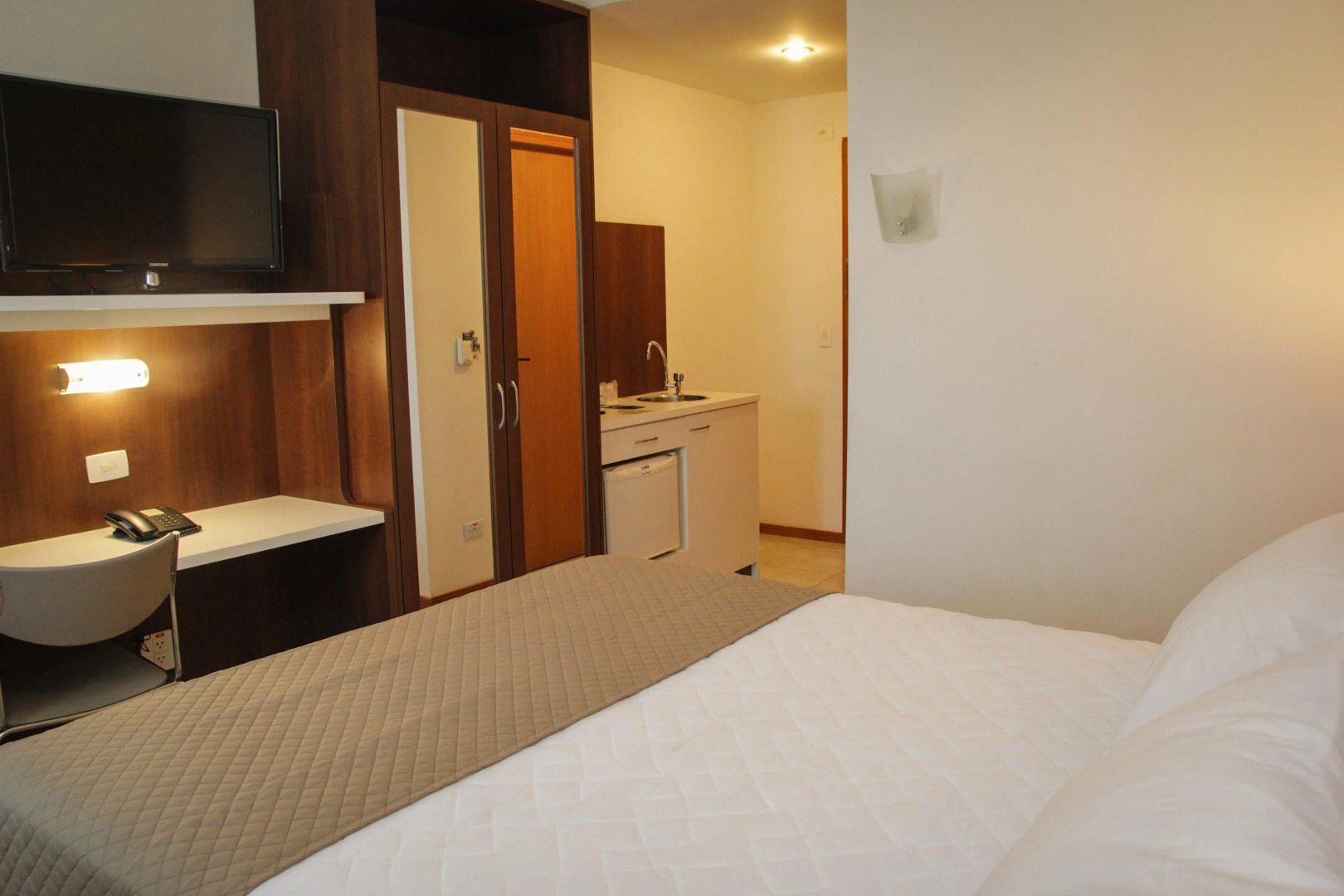 Bristol Centro Cívico Multy Hotel