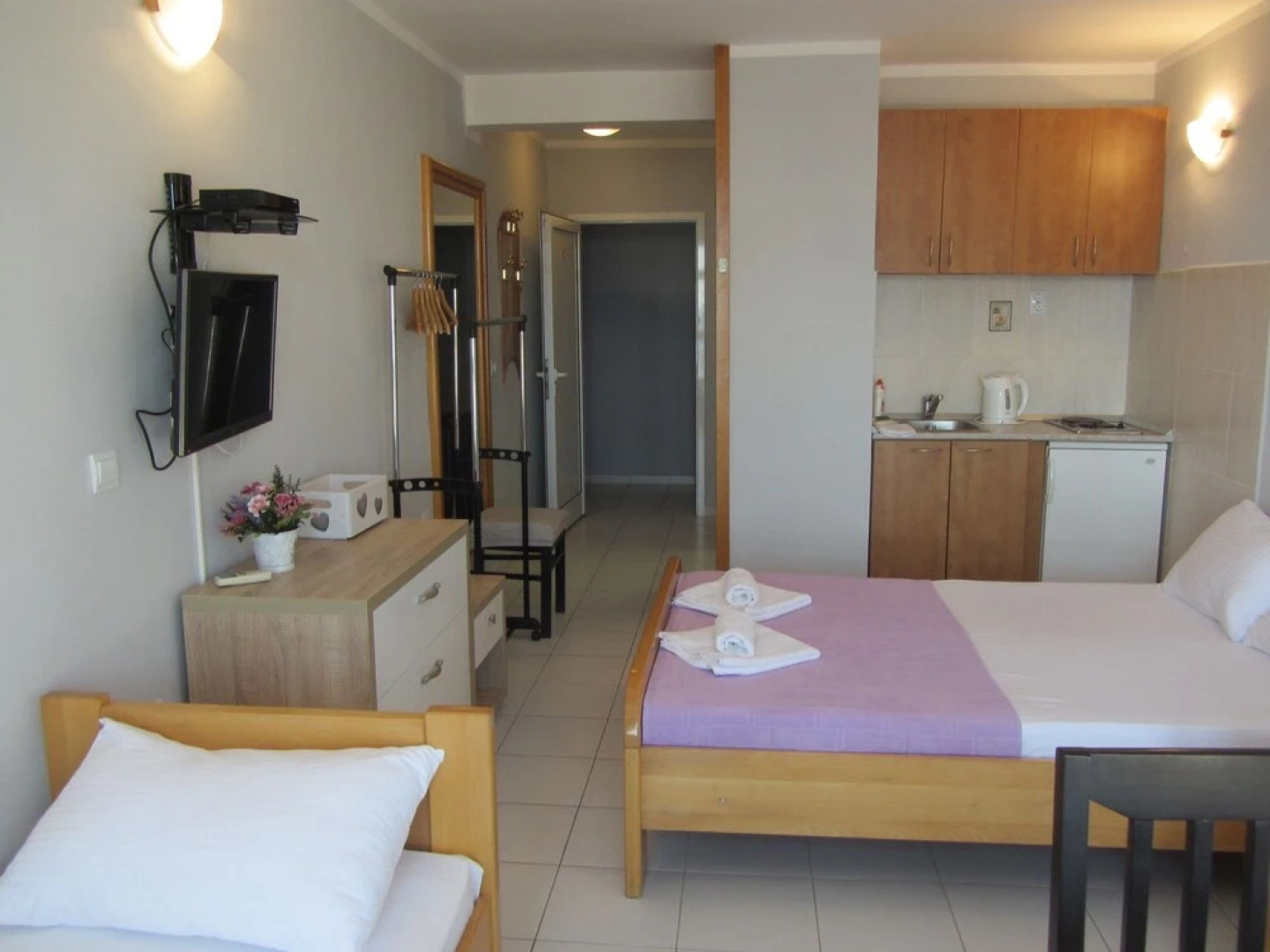 Rafailovicimore Apartments