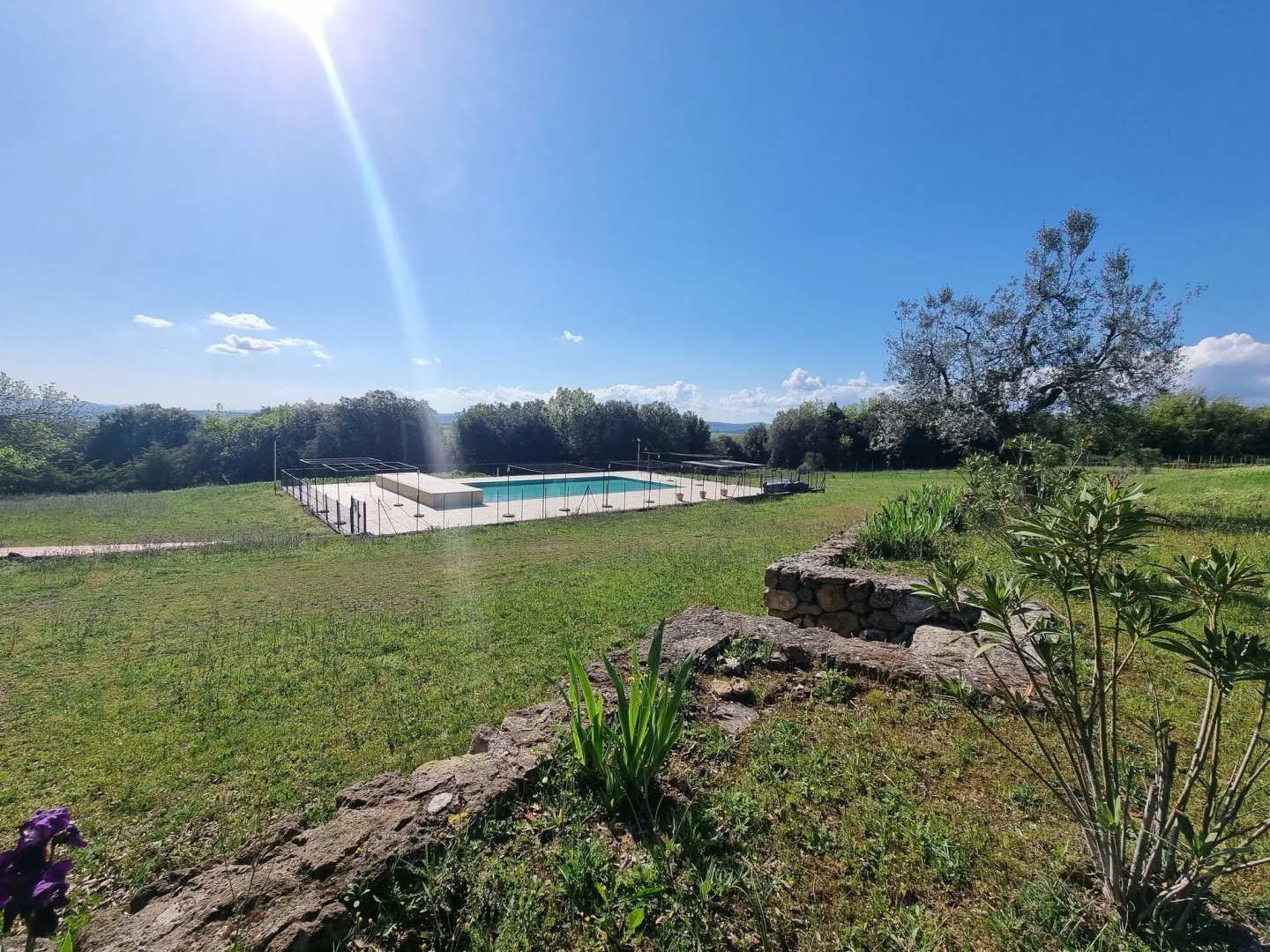 Tasteful Countryside Stay