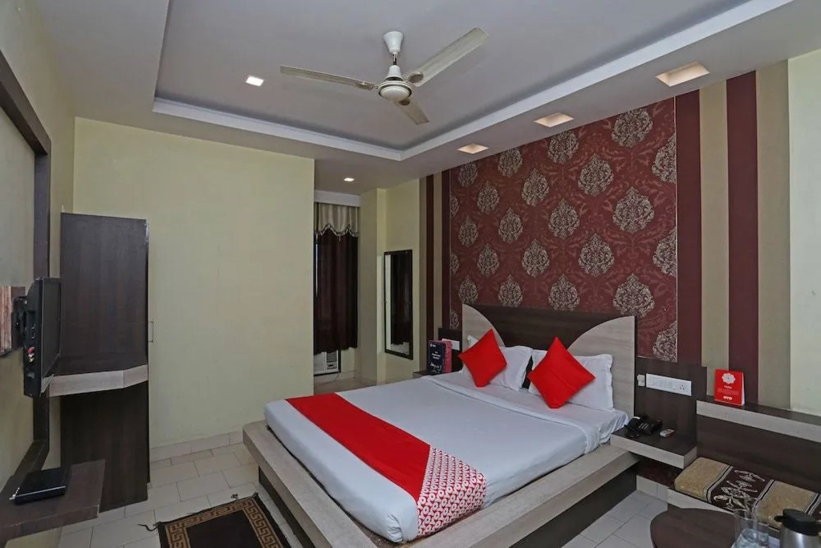 OYO 29689 Hotel Pramod