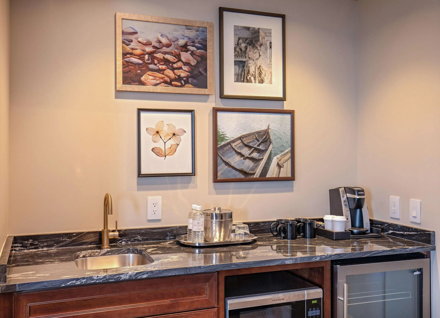 The Virginian Lynchburg Curio Collection