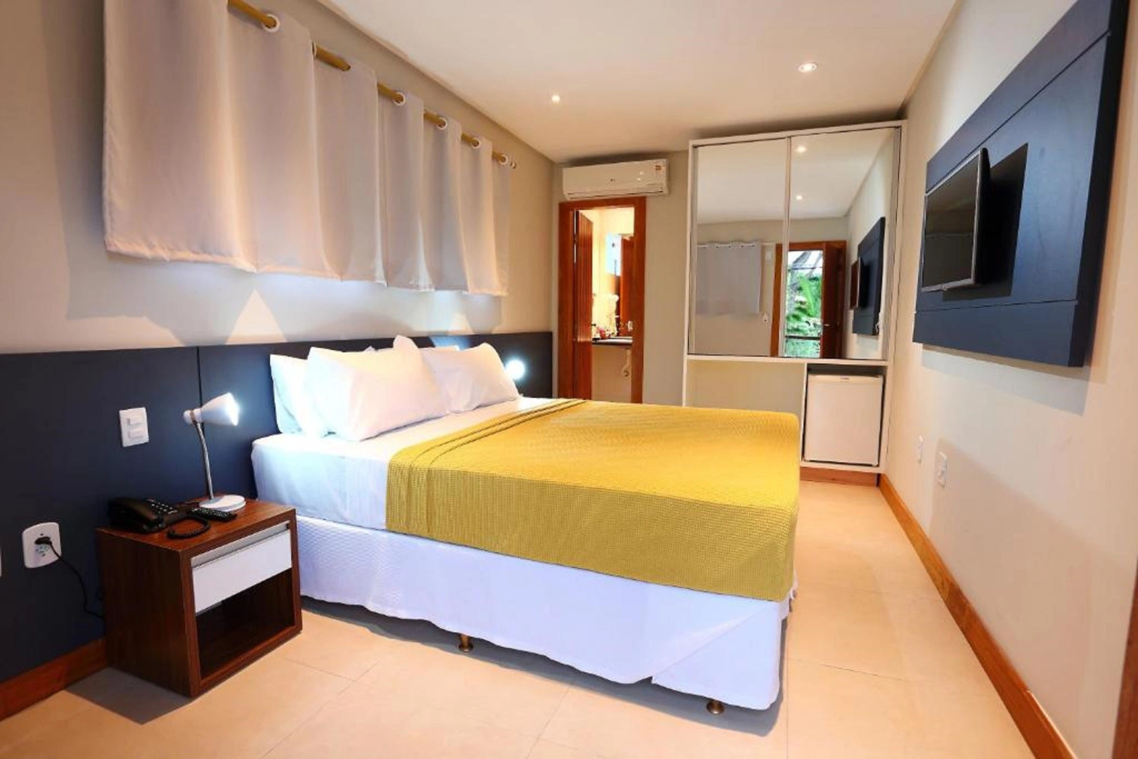 Flamingo Beach - Rede Soberano