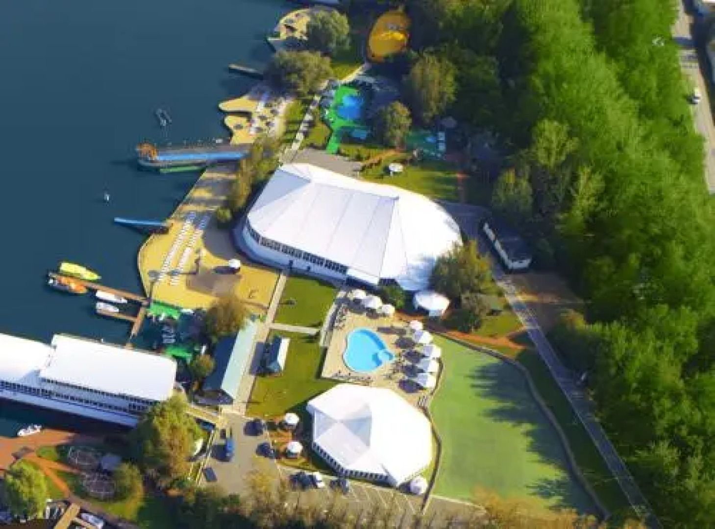 Адмирал Яхт-клуб