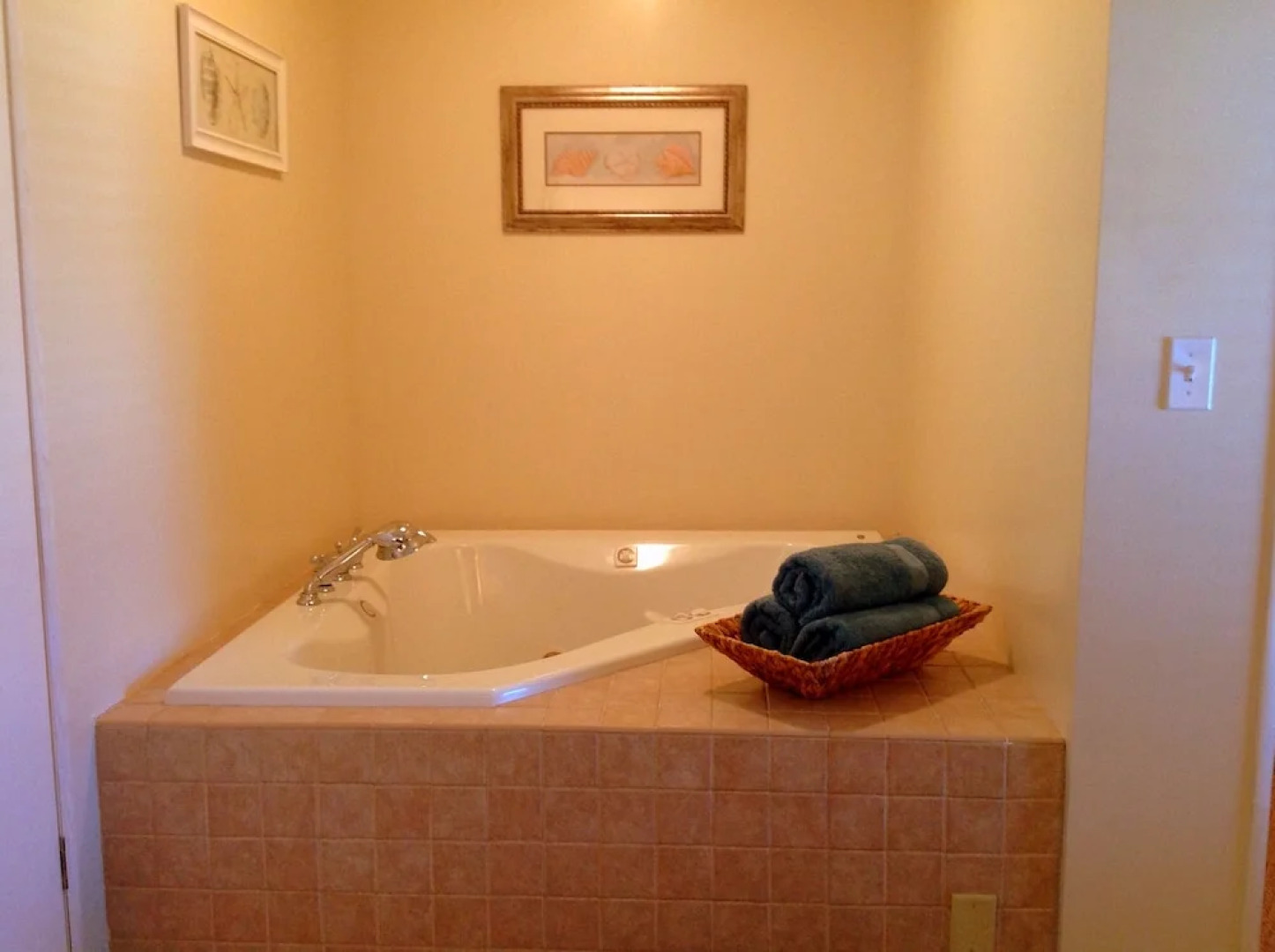 Bring Your Boat Direct Waterfront - Two Bedroom Home