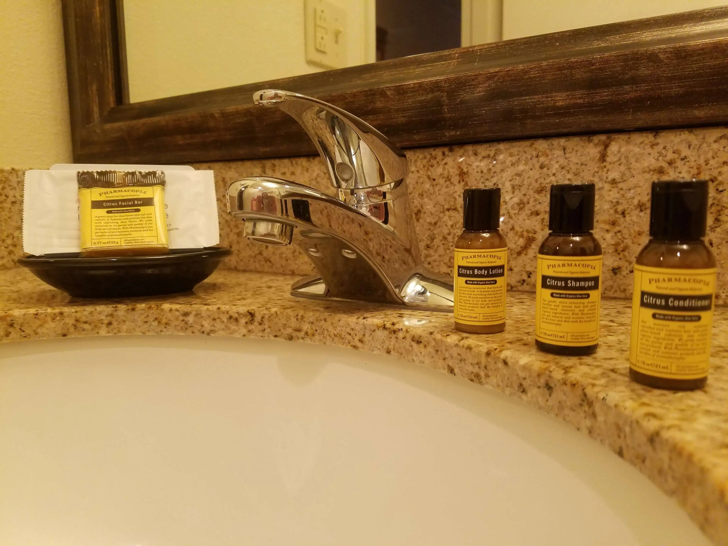 Best Western Plus Rivershore Hotel