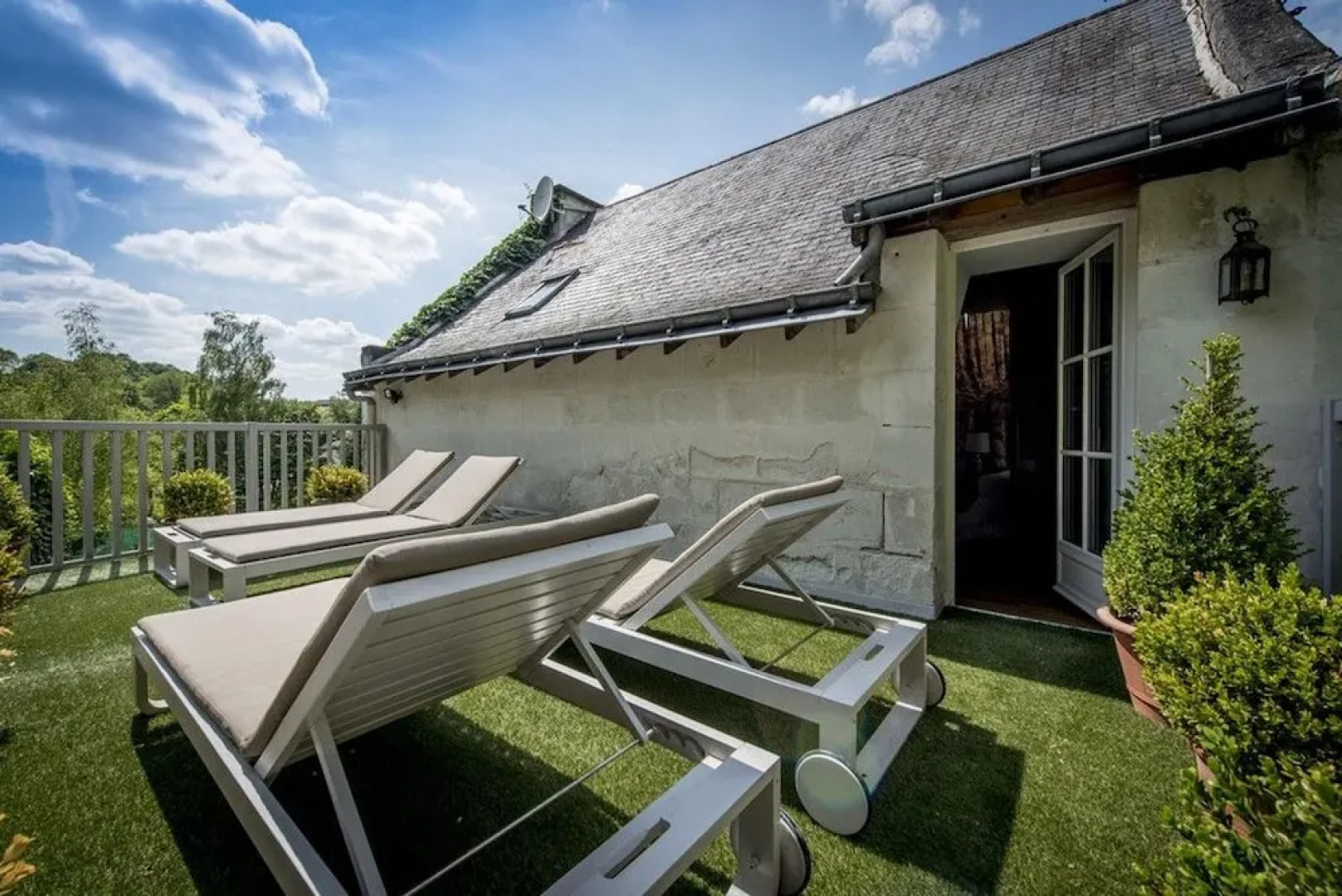 House With 2 Bedrooms in Gennes Val de Loire , With Enclosed Garden and Wifi