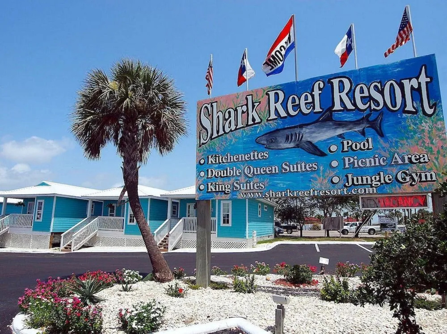 Shark Reef Resort Motel & Cottages