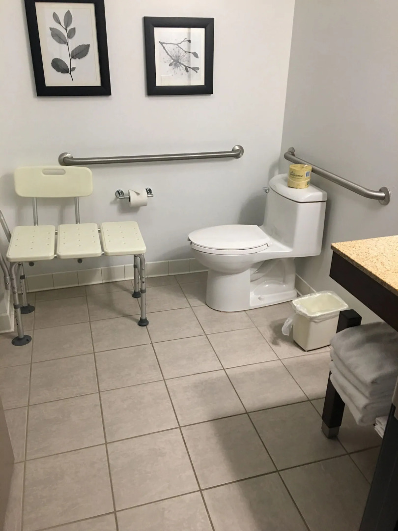 Country Inn & Suites by Radisson, Grand Rapids East, MI