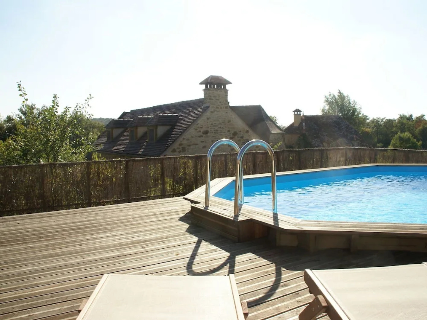 Spacious Holiday Home in Alvignac with Swimming Pool
