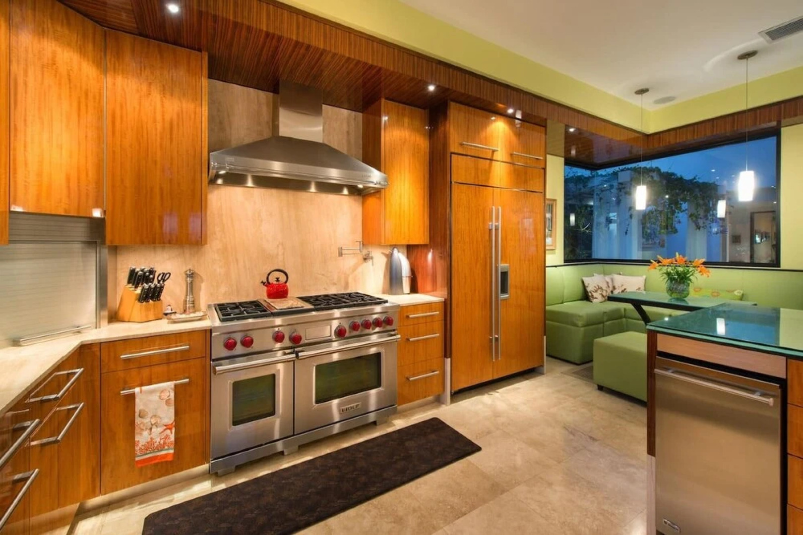 Exquisite Hilltop Villa with Luxurious Modern Design, Sweeping Ocean Views & Sparkling Infinity Pool