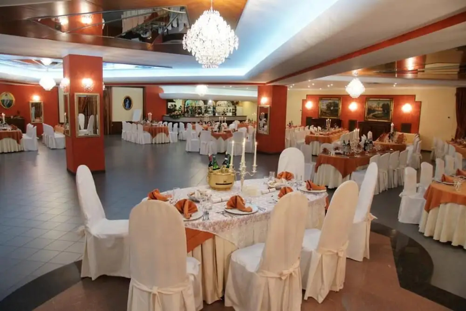 Kristall Palace Hotel