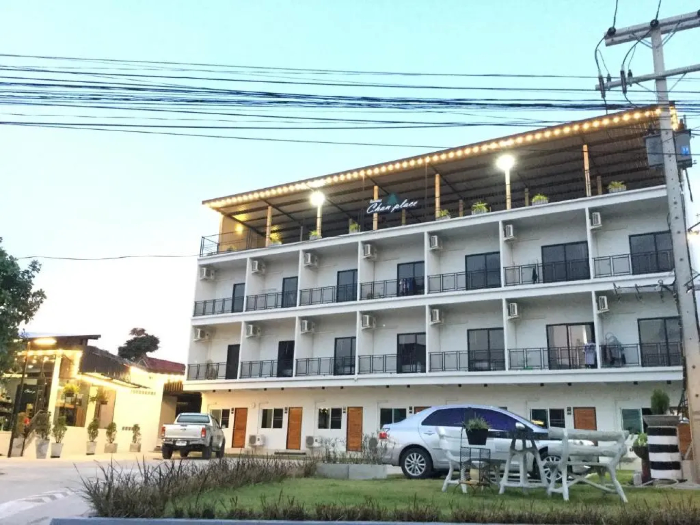 Chan place Hotel