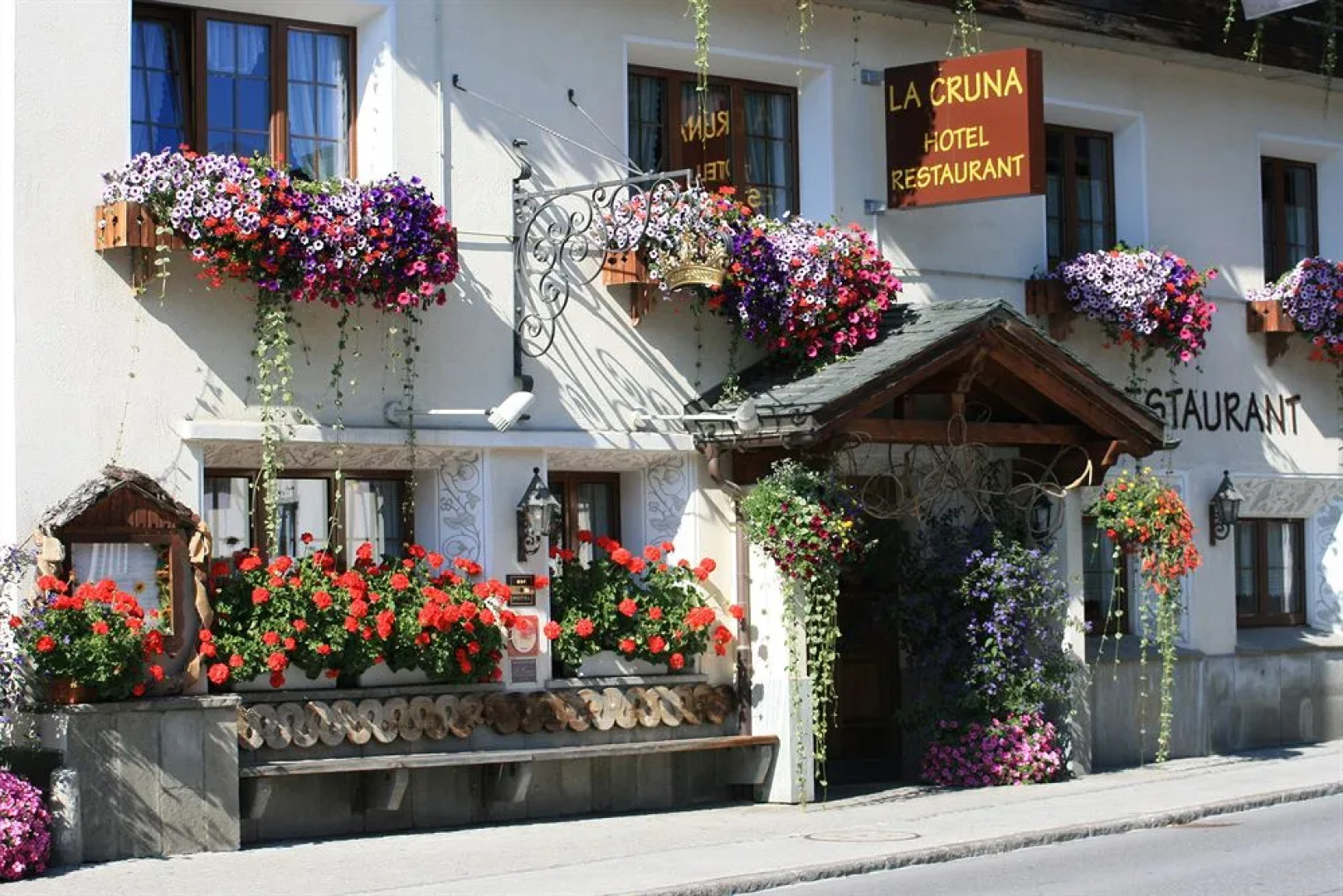 La Cruna Hotel-Restaurant