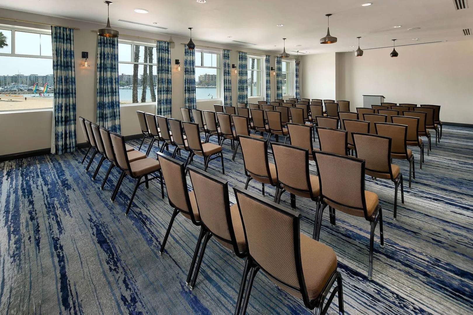 Jamaica Bay Inn Marina Del Rey,Tapestry Collection by Hilton