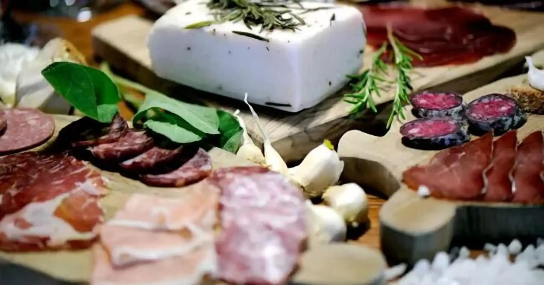 Charmant Petit Hotel