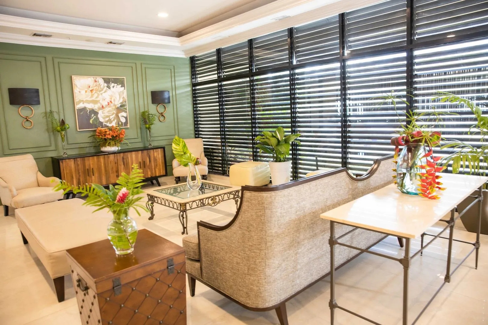 The Courtleigh Hotel and Suites
