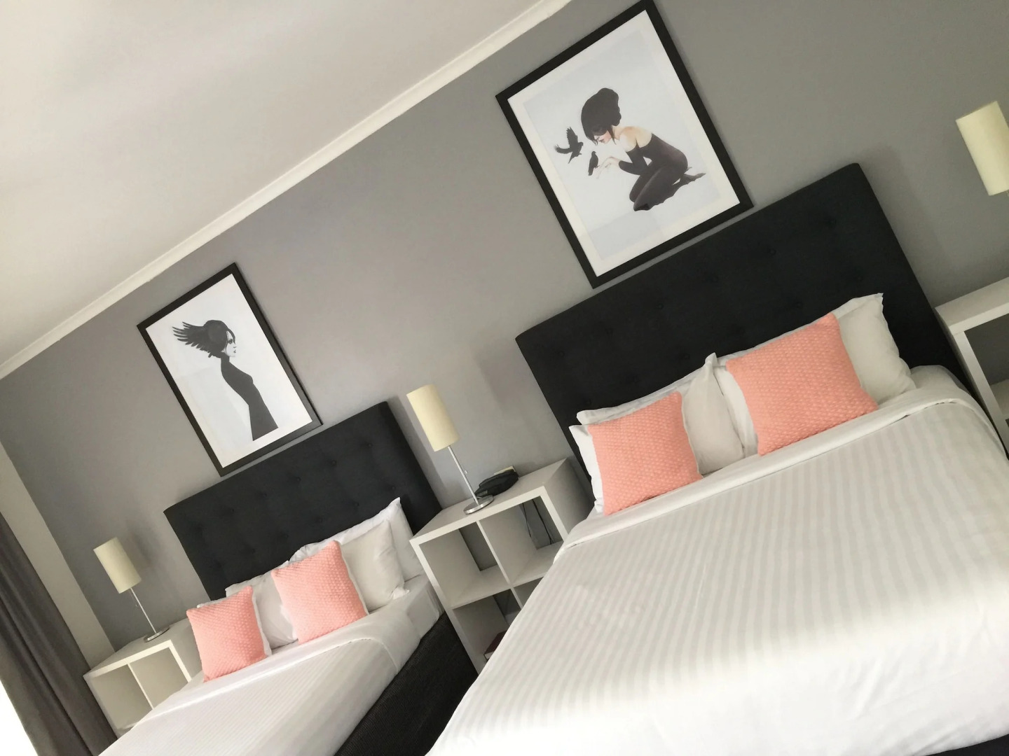 Caledonian Hotel Motel