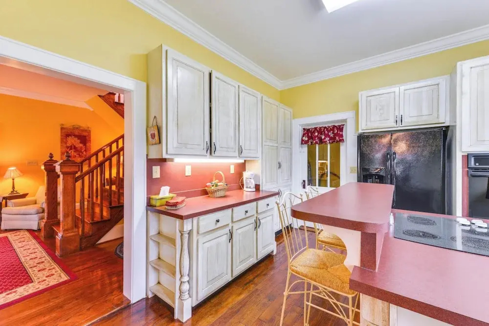 Elegant + Spacious Retreat ~ 18 Mi to Lake Norman!