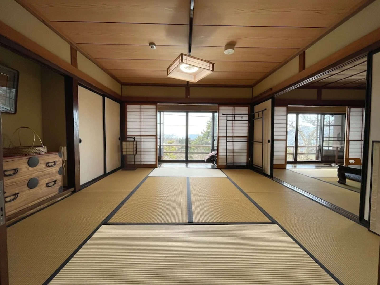 Yadoya Shiroganeya