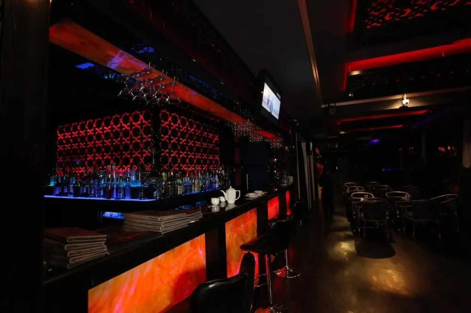 Гулистан Тур