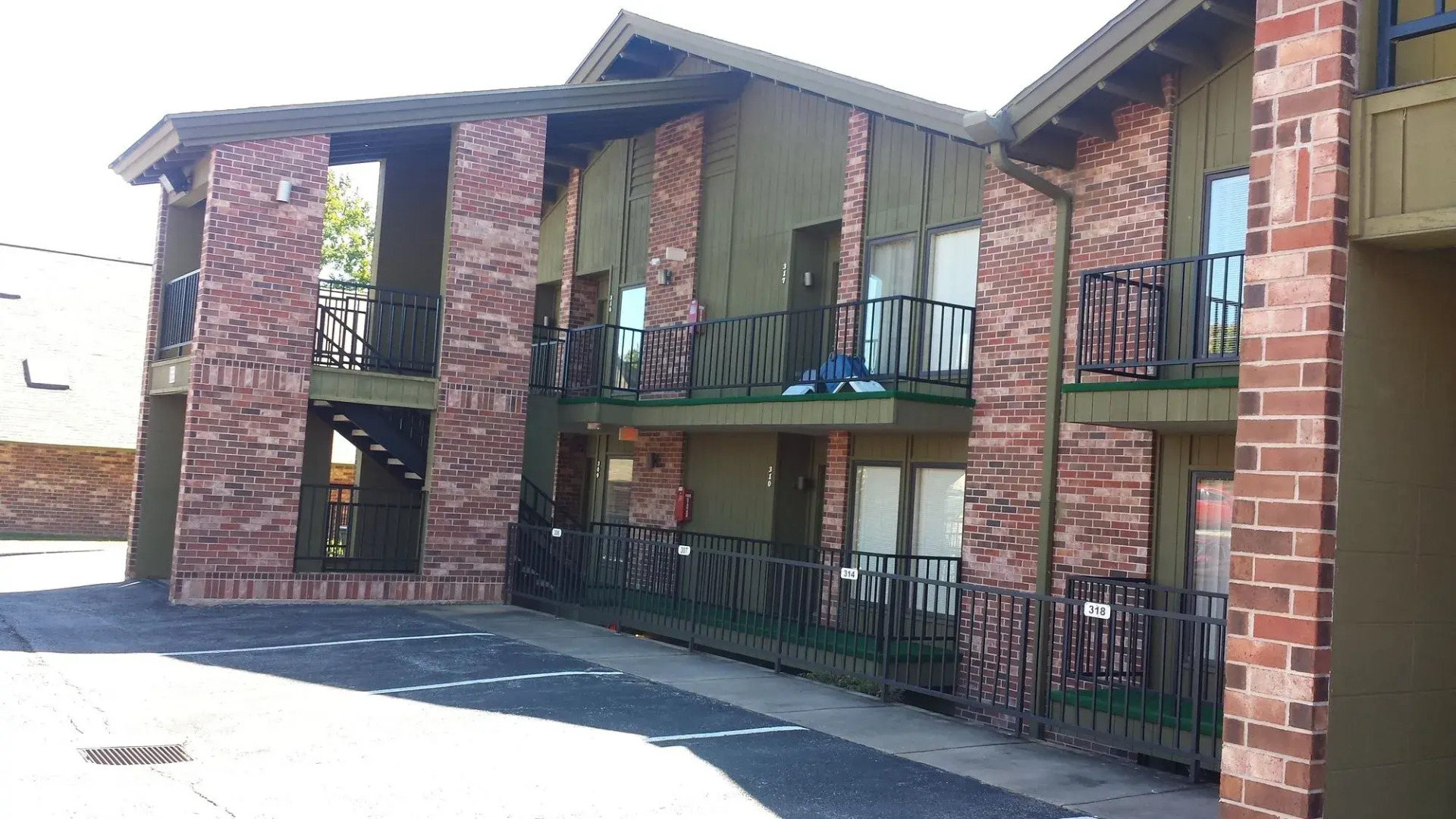 Roark Vacation Resort