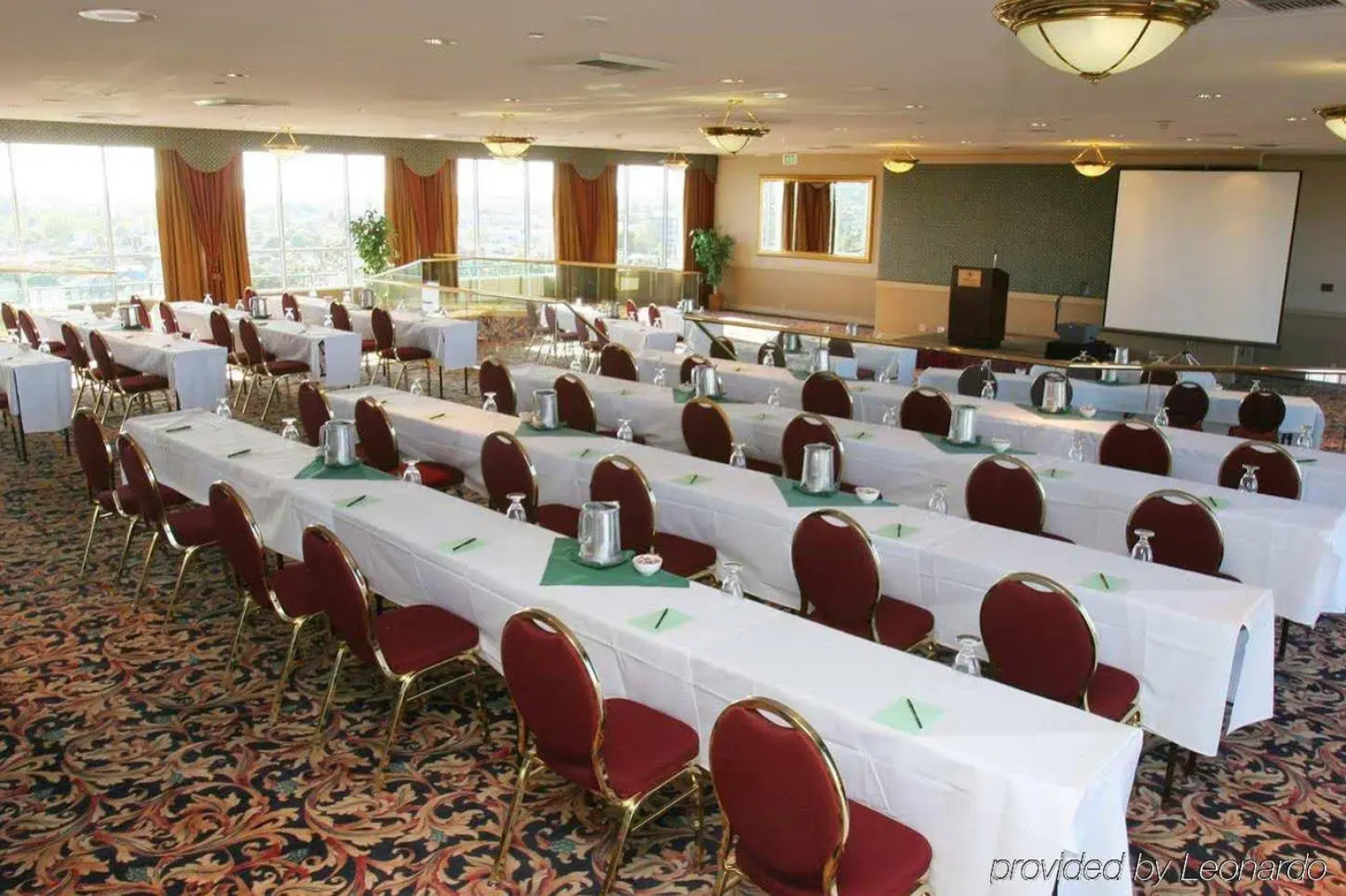 DoubleTree by Hilton Torrance - South Bay