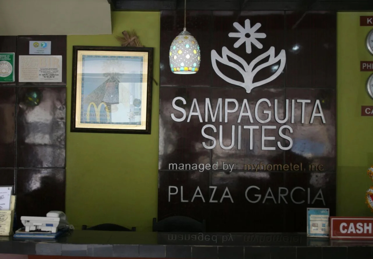 Sampaguita Suites Plaza Garcia