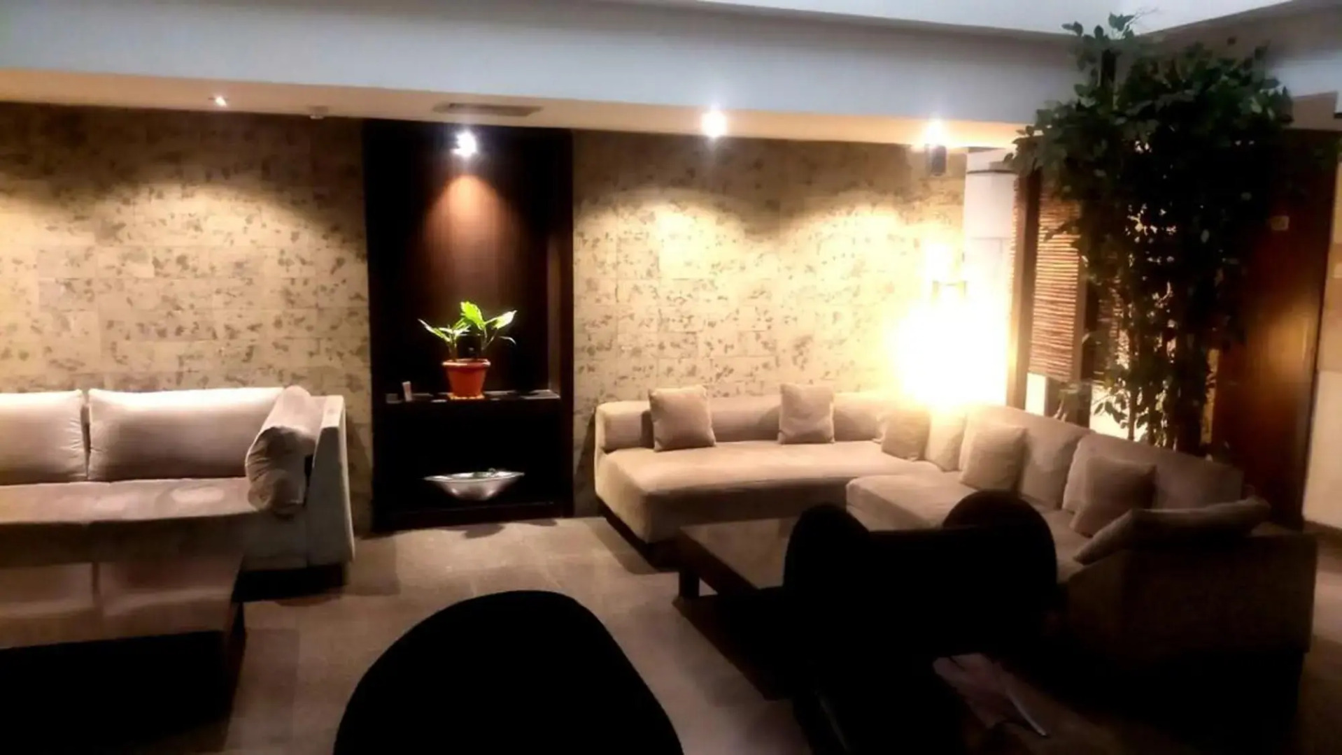 The Seventeen Degrees Hotel