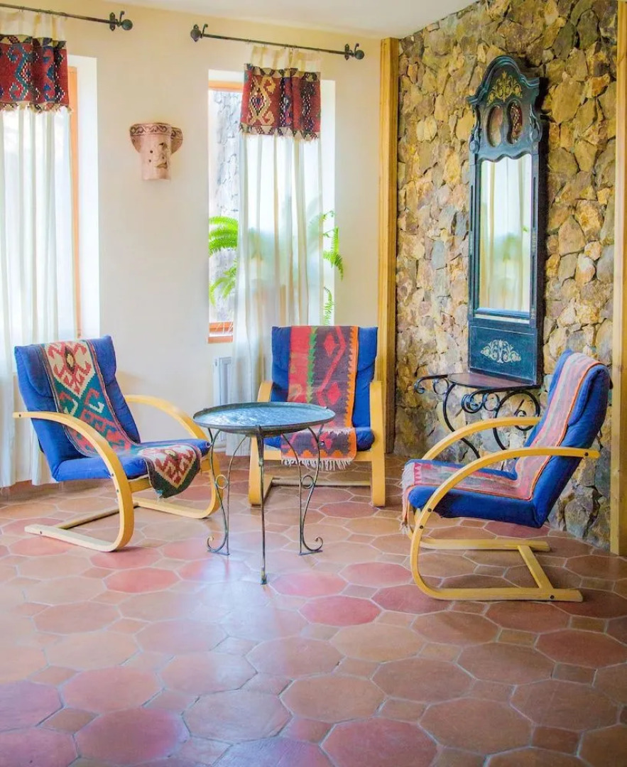 Отель «Мирхав»