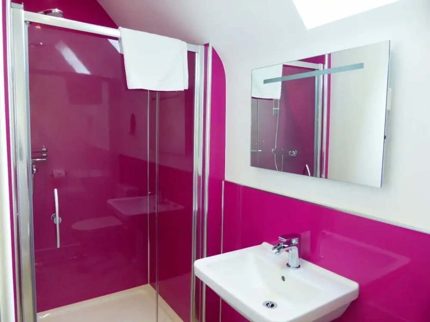 Lord Galloway 33, Newton Stewart