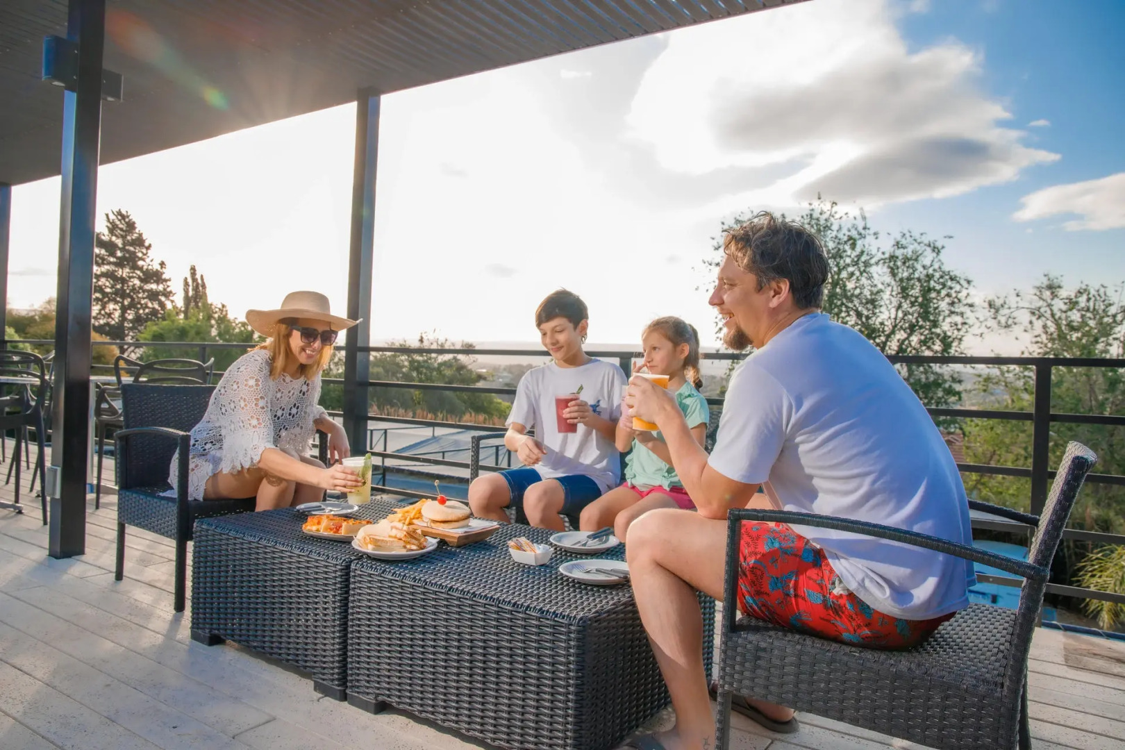 Pinares Panorama Suites & Spa