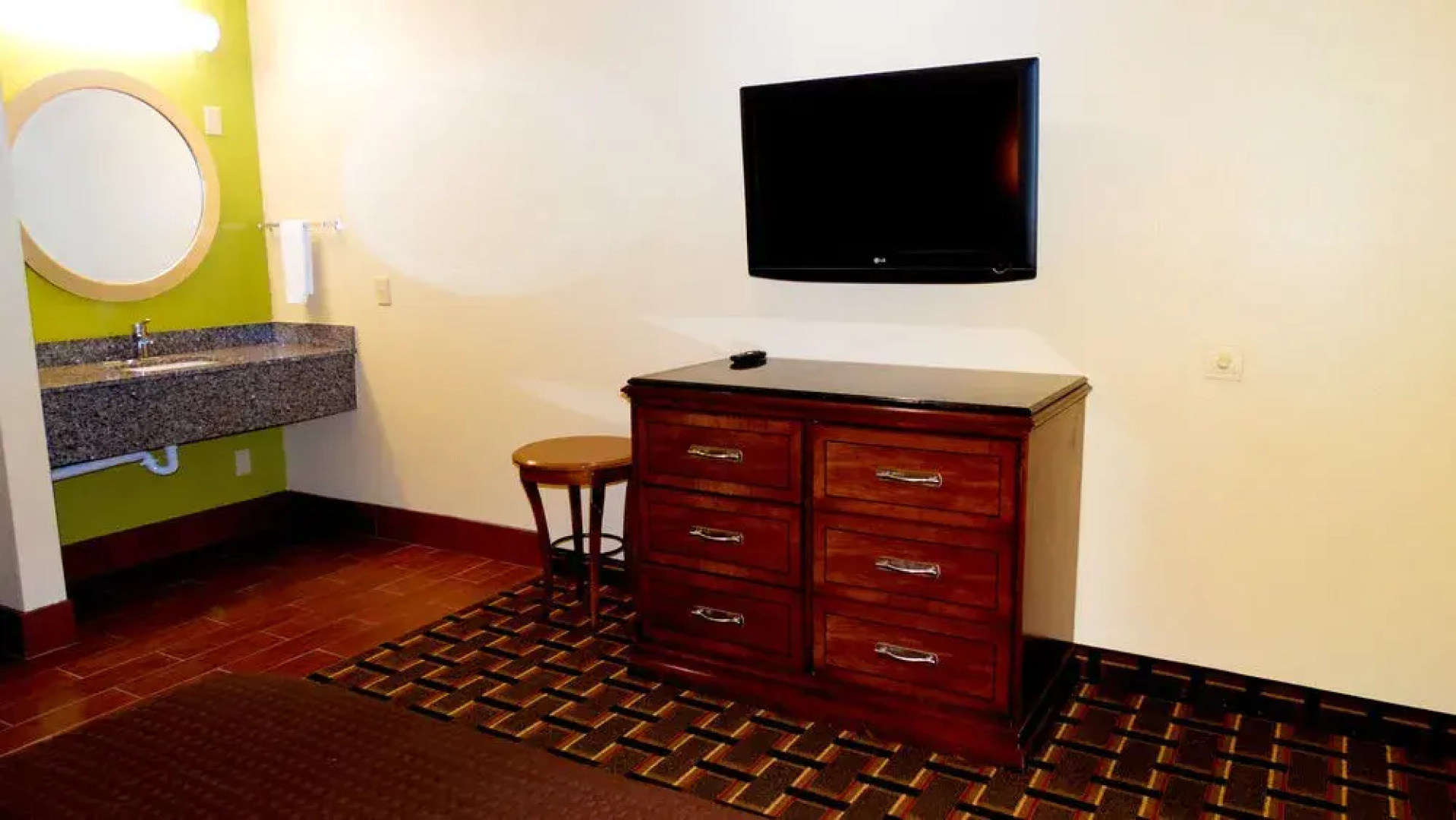 Motel 6 Savannah, GA