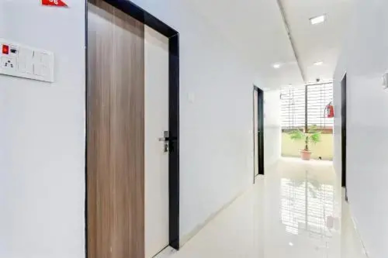 OYO 61308 Hotel Rw International