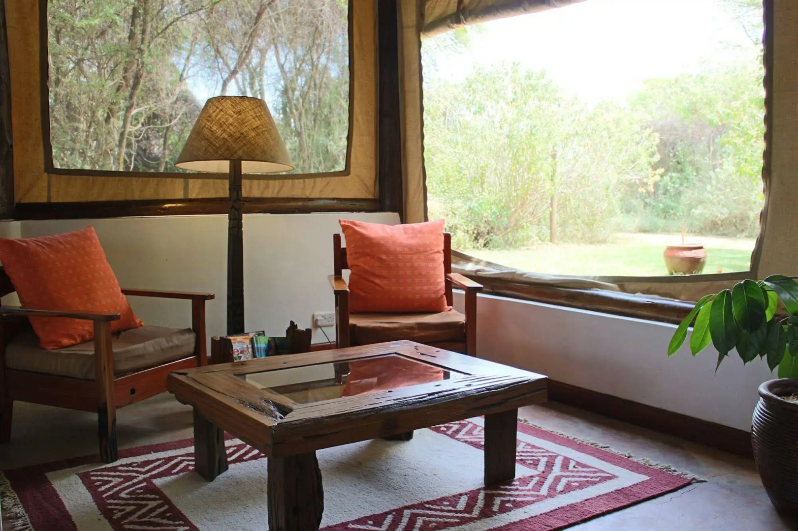 Ziwa Bush Lodge