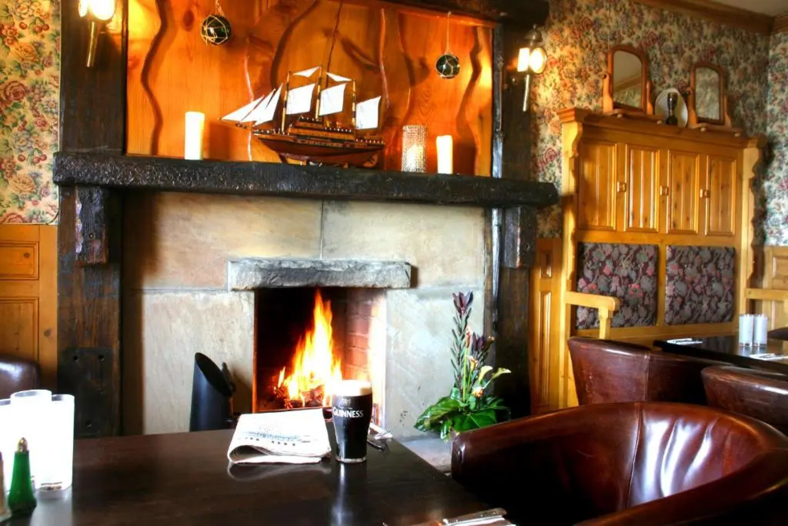 Maddens Bridge Bar & Guesthouse