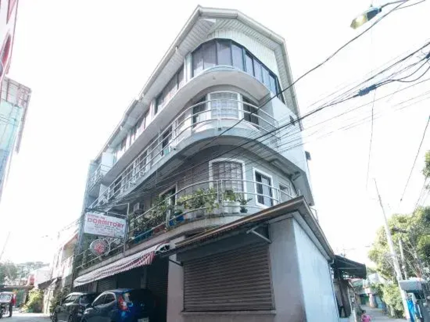 Cristian Jay Dormitory by RedDoorz