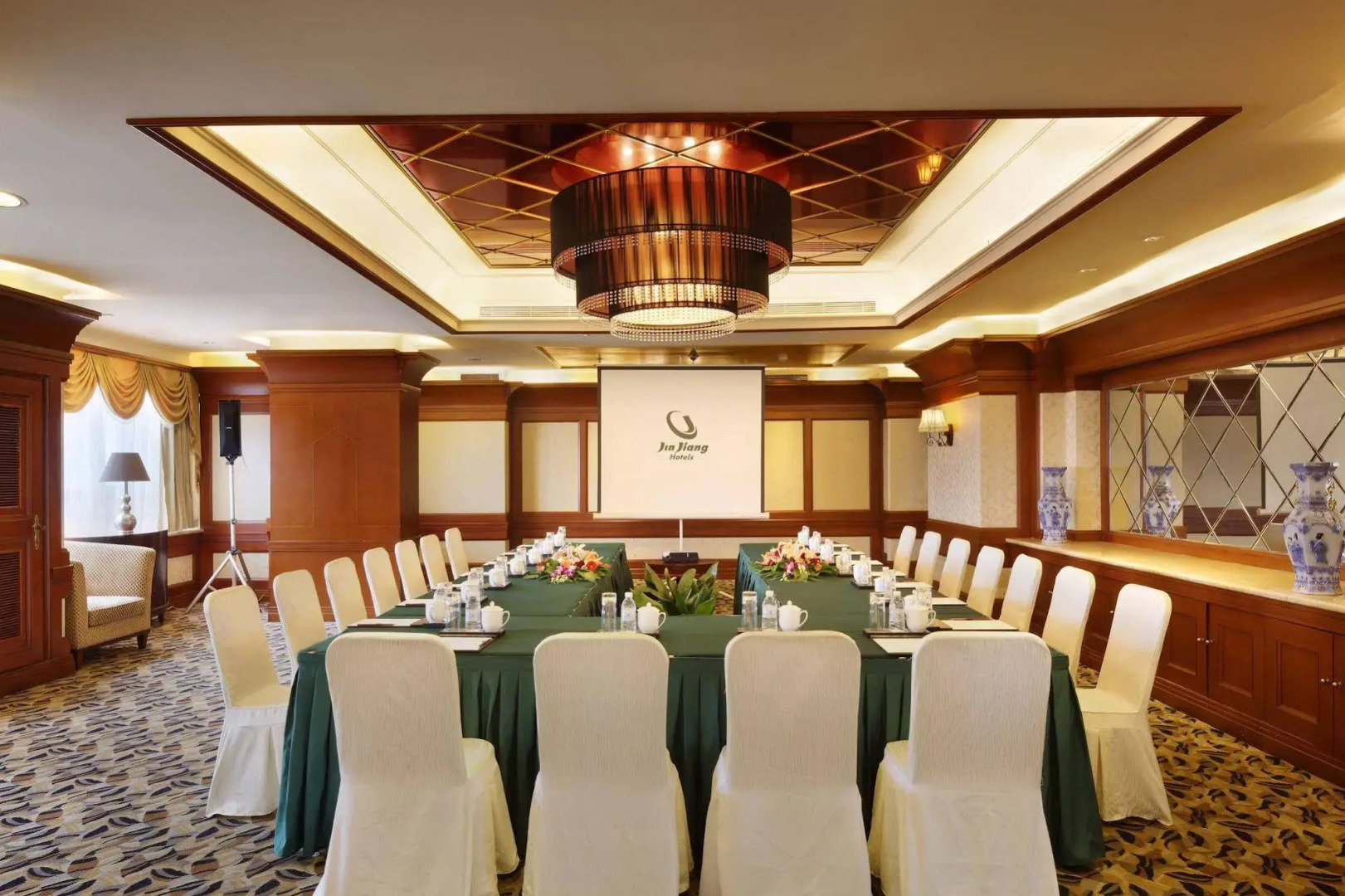 Отель Shanghai Park