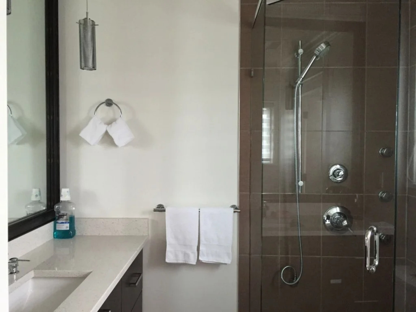 The Snowy B&B in White Rock