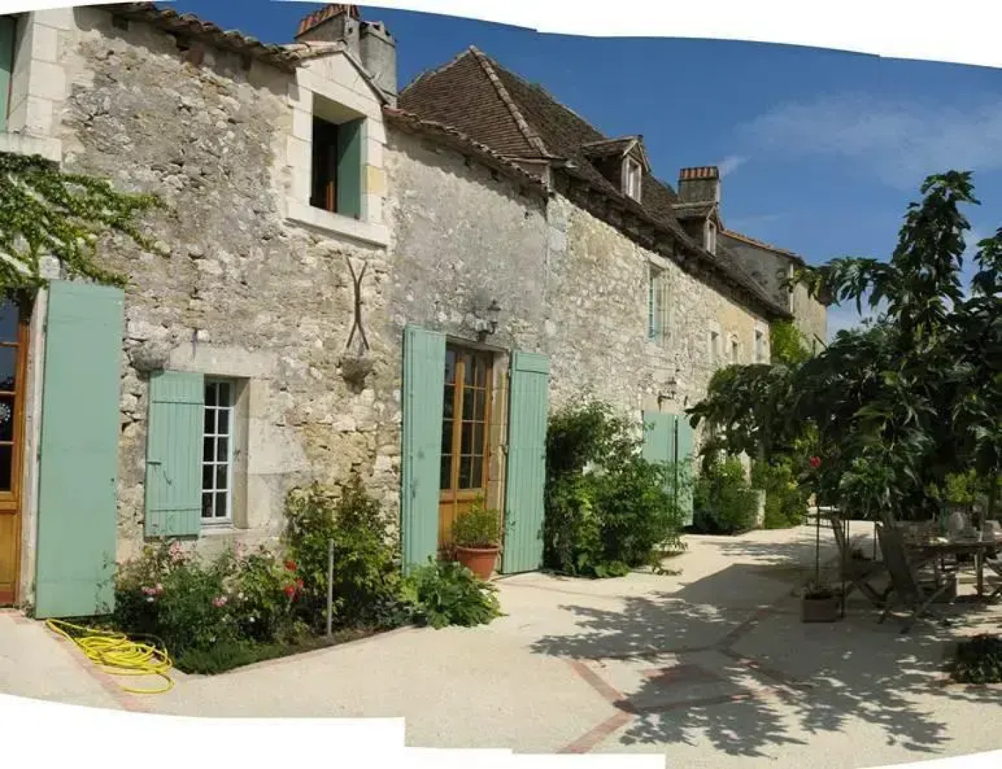 Chambres dHôtes La Bastide des Trémières