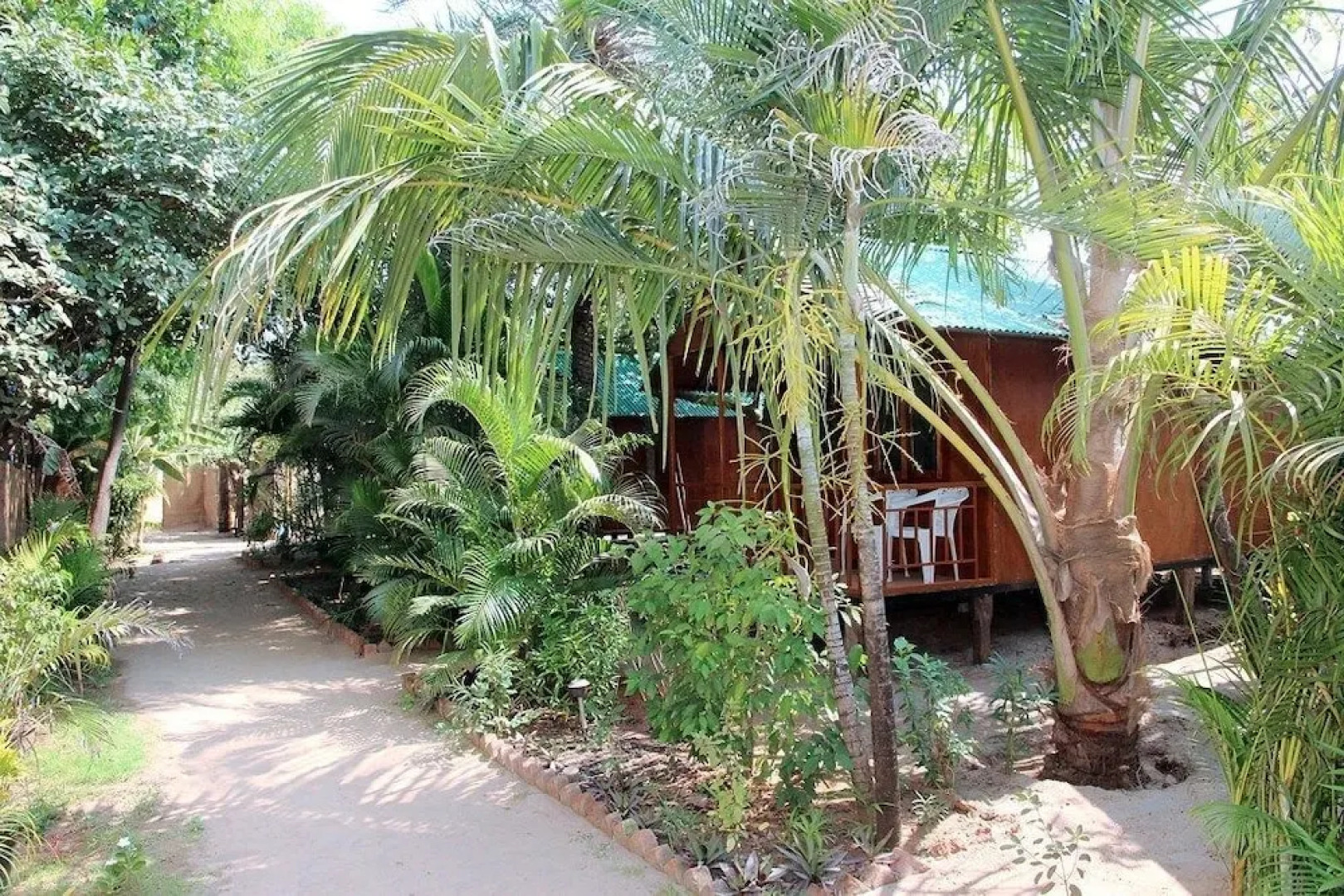 Sea Bird Beach Cafe & Cottages