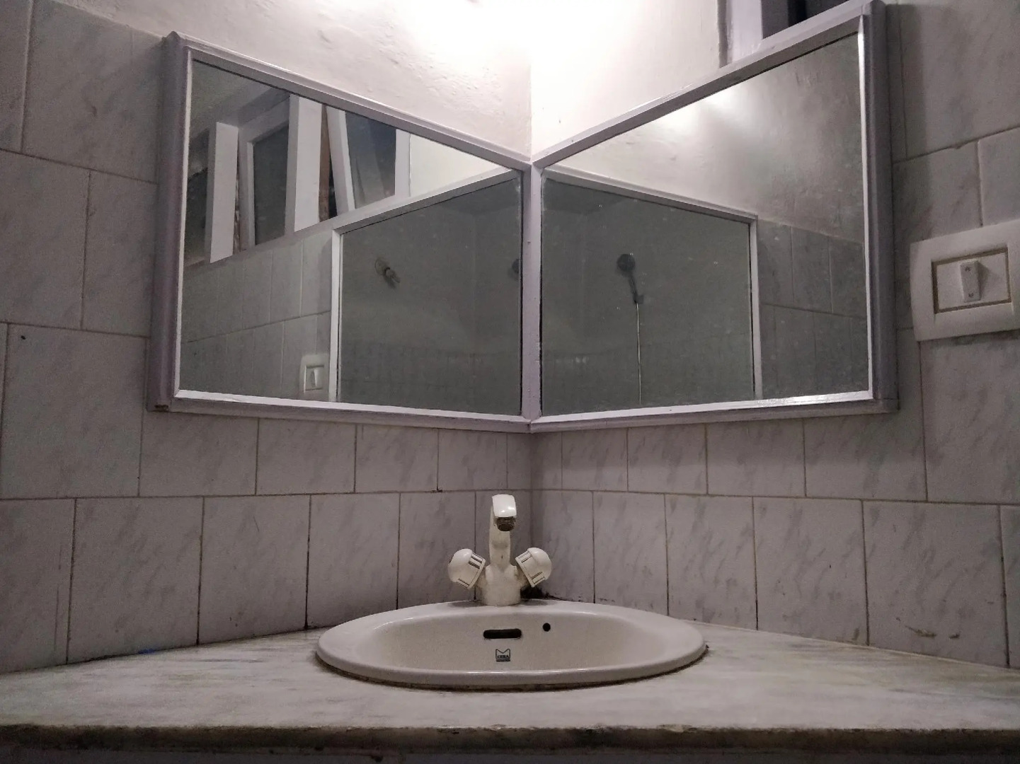 Capital O 19499 Shishamaati