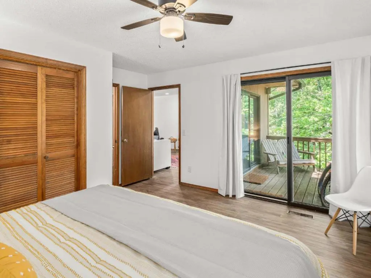 Lovely Oasis on Tunnel Vision Trail