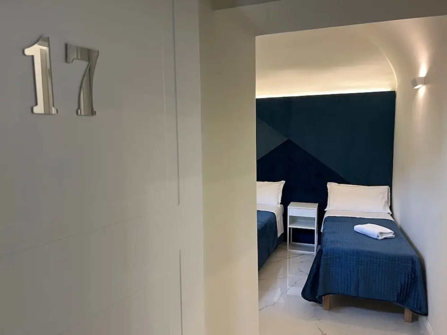 Motta Palace Apartments and Rooms