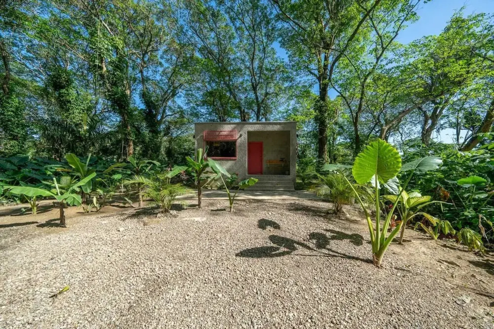 REFUGIO Sabaneta de Yásica