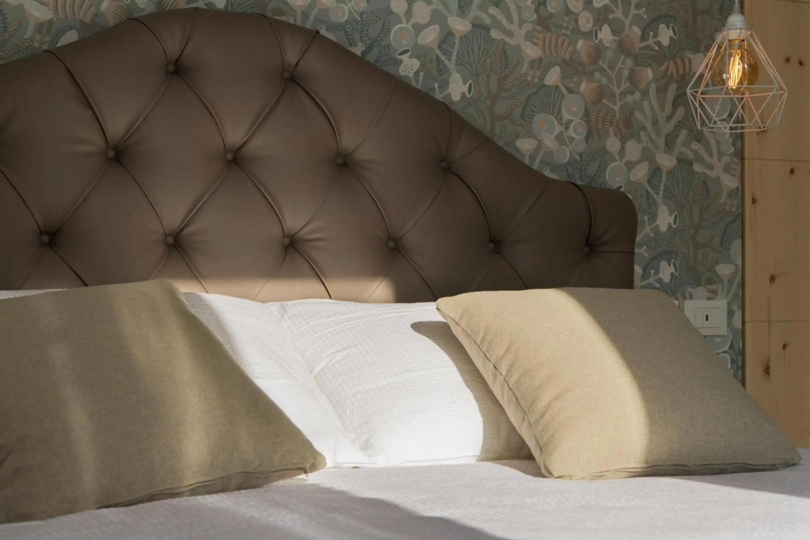 Lainez Rooms & Suites