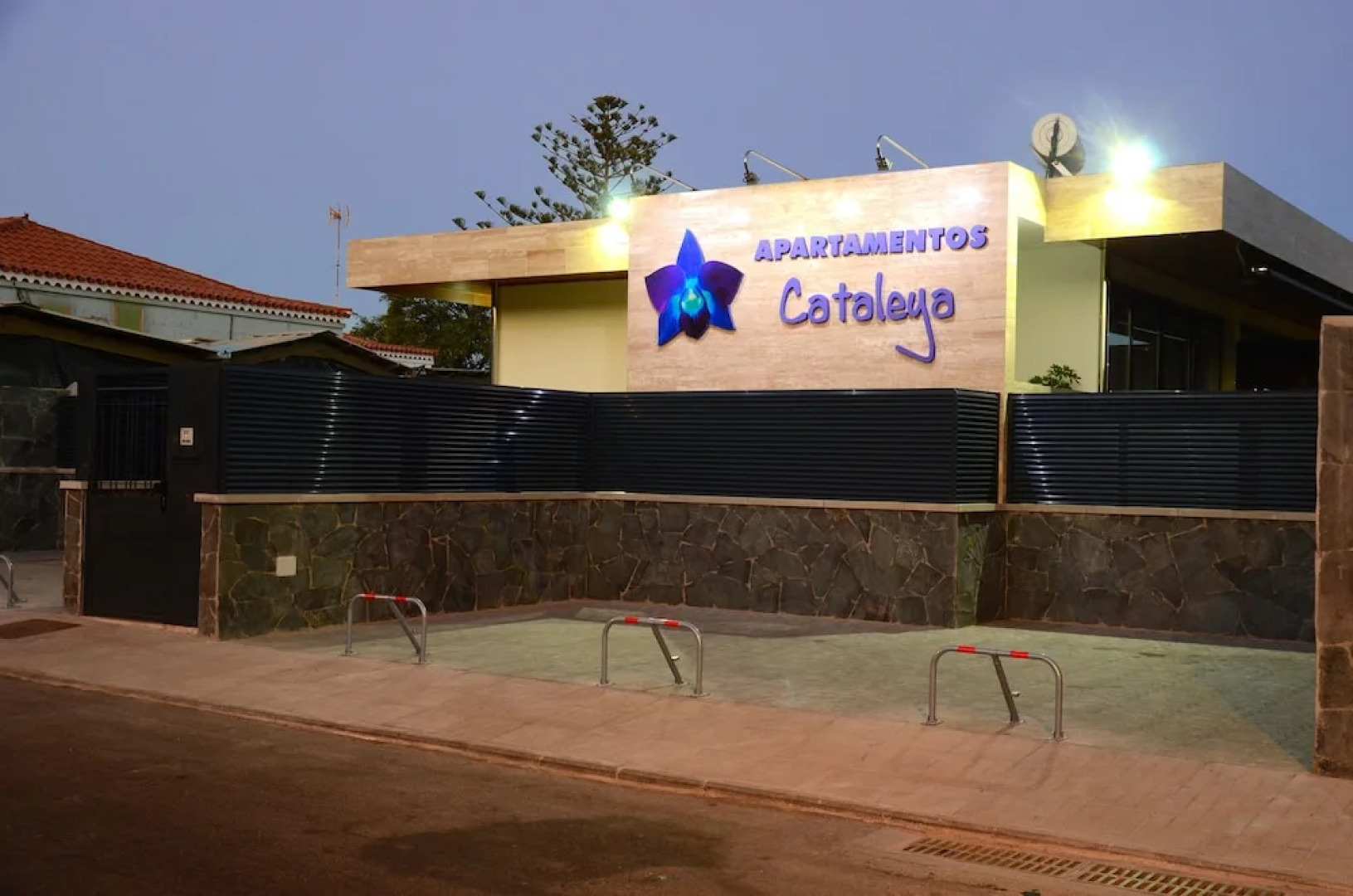 Apartamentos Cataleya