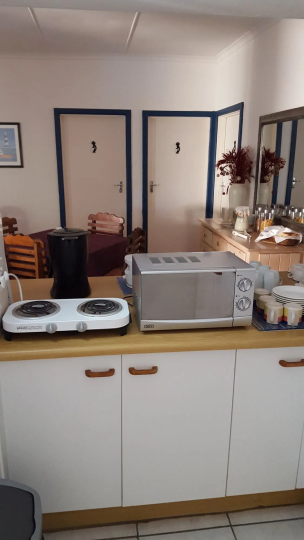 Aquarius Bed And Breakfast