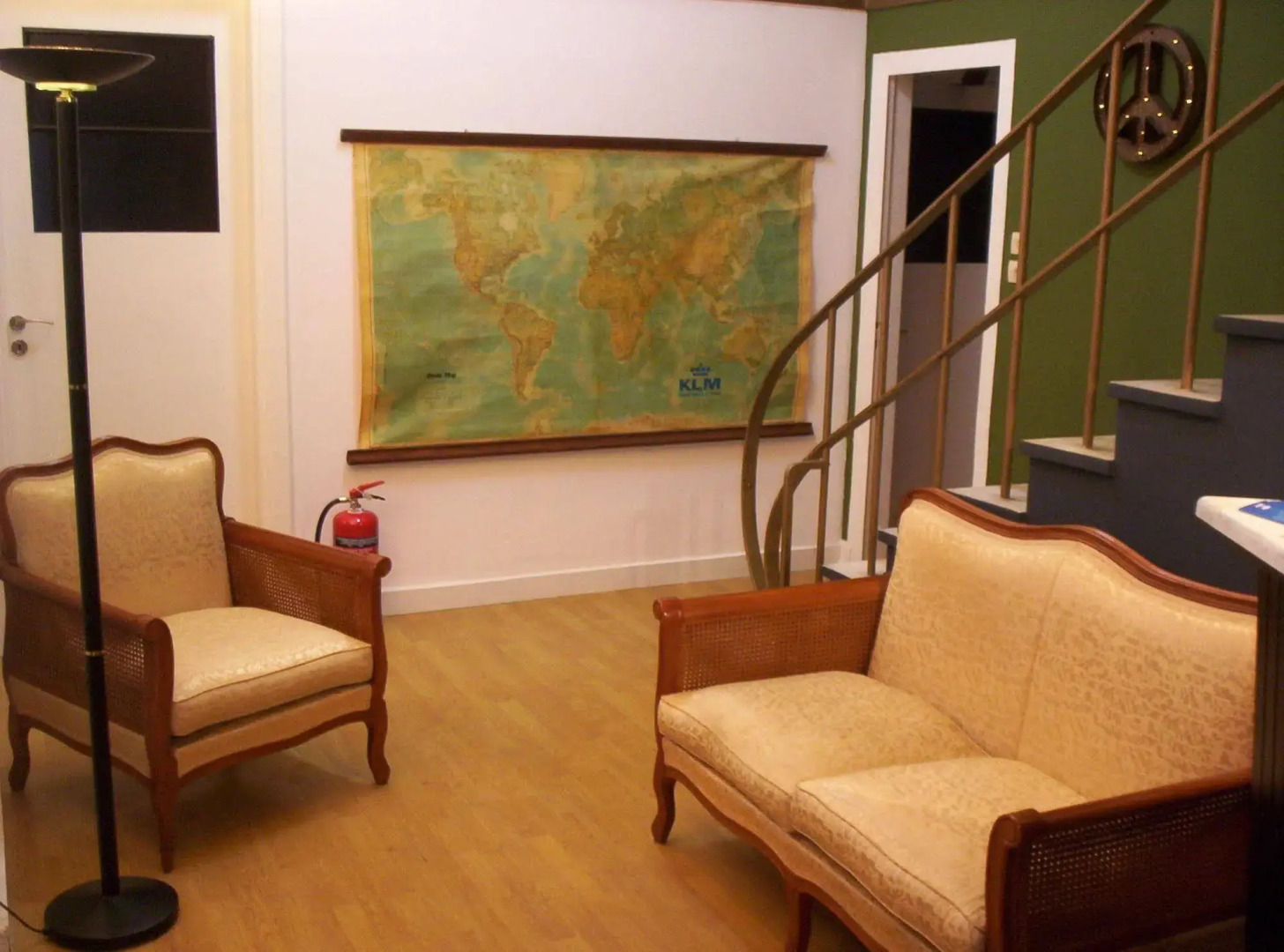 The New Yorkers Hotel