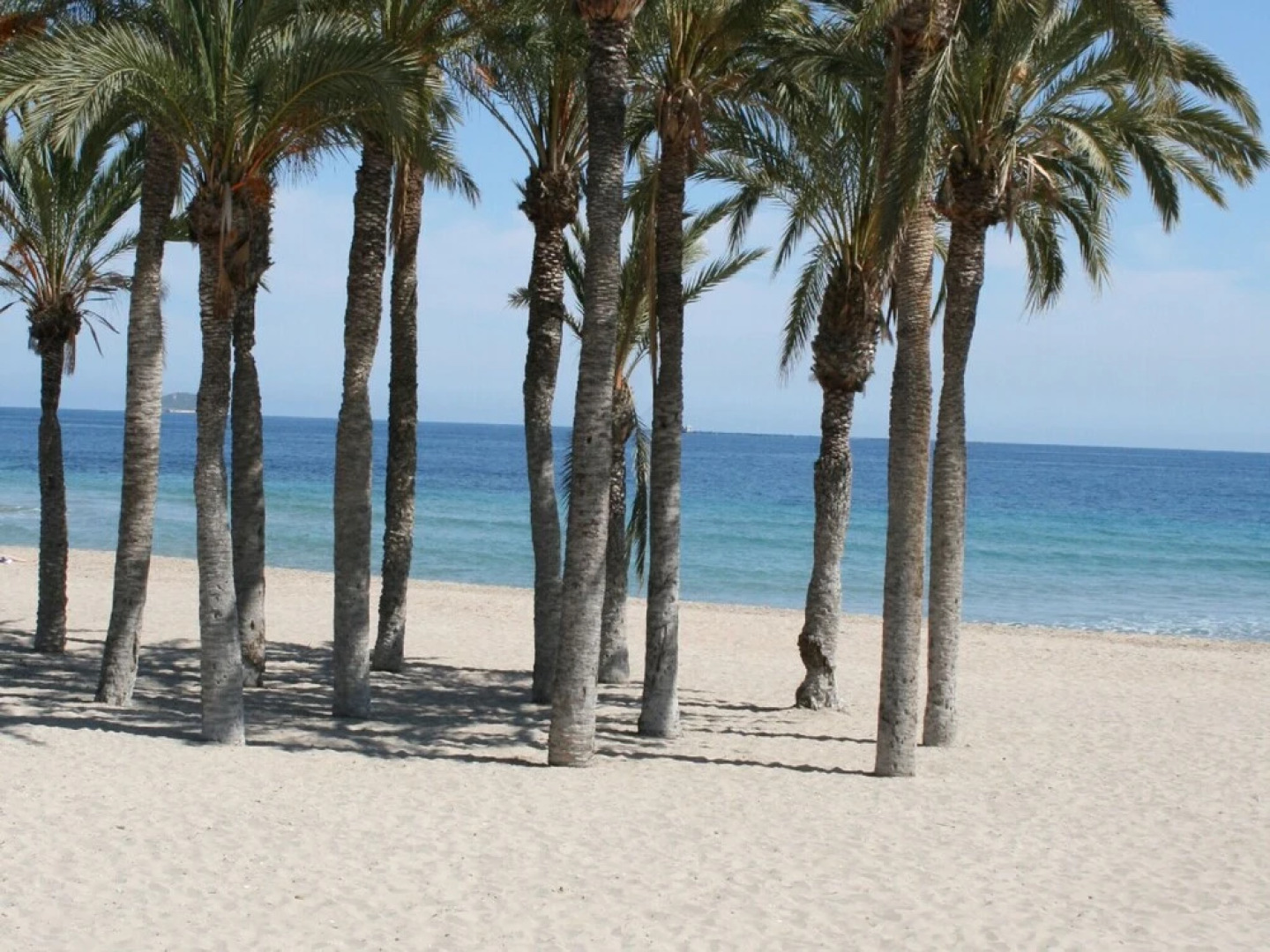 Lovely Holiday Home in Aigues With Private Swimming Pool